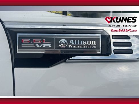 New 2025 GMC Sierra 2500 SLE image 13