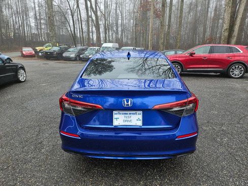 Used 2022 Honda Civic EX image 8