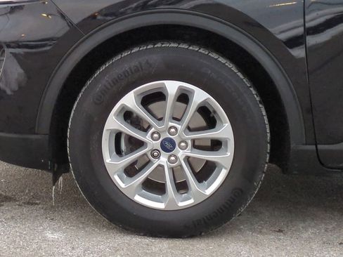 Certified 2022 Ford Escape SE w/ Cold Weather Package image 14