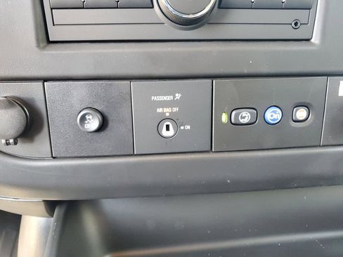 New 2025 Chevrolet Express 3500 w/ Power Convenience Package image 22