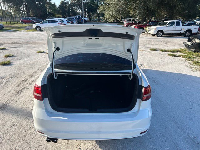 Used 2017 Volkswagen Jetta SE FWD image 7