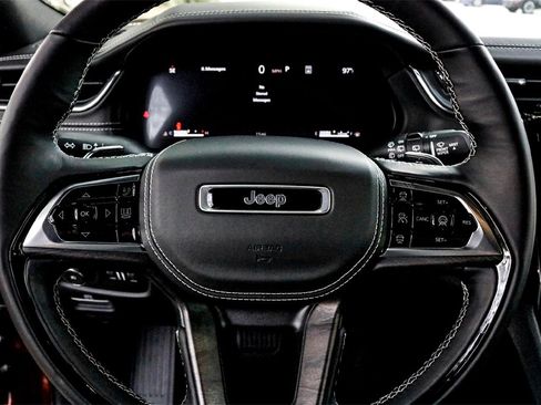 New 2025 Jeep Grand Cherokee Overland w/ Adv Protech Group III image 12