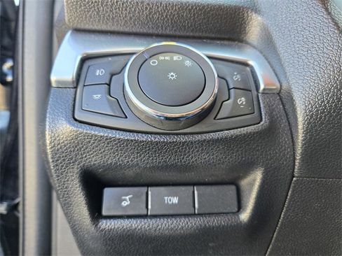 Used 2019 Ford Explorer Sport image 24