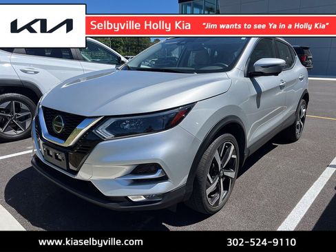 Used 2020 Nissan Rogue Sport SL w/ Premium Package AWD/4WD image 1