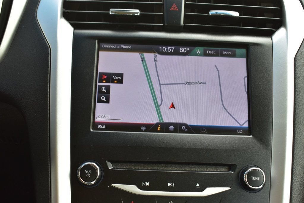 Used 2013 Ford Fusion SE FWD image 35