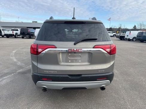 Used 2019 GMC Acadia SLT image 4
