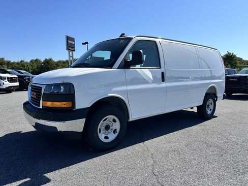 New 2025 GMC Savana 2500 w/ Driver Convenience Package image 2