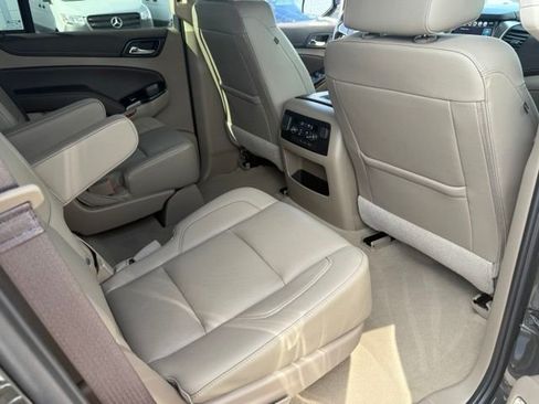 Used 2019 Chevrolet Tahoe Premier AWD/4WD image 26