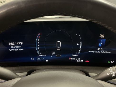 Used 2024 Cadillac XT4 Sport image 18