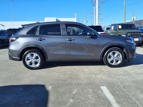 Used 2025 Honda HR-V LX image 25