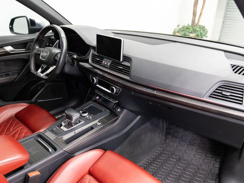 Used 2019 Audi SQ5 Premium Plus w/ Premium Plus Package AWD/4WD image 13