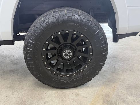 Used 2024 RAM 2500 Limited w/ Safety Group image 19