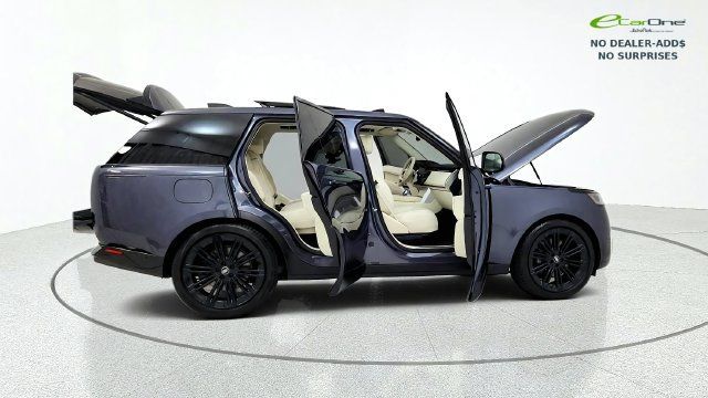 Used 2024 Land Rover Range Rover SE AWD/4WD image 19