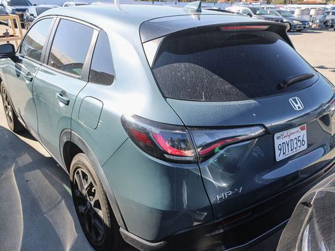 Used 2023 Honda HR-V Sport image 5