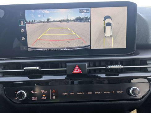 Used 2026 Kia Sportage SX FWD image 24