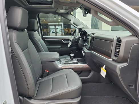 New 2026 GMC Sierra 1500 SLT w/ SLT Premium Plus Package image 39