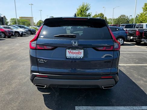Used 2025 Honda CR-V Sport-L image 8