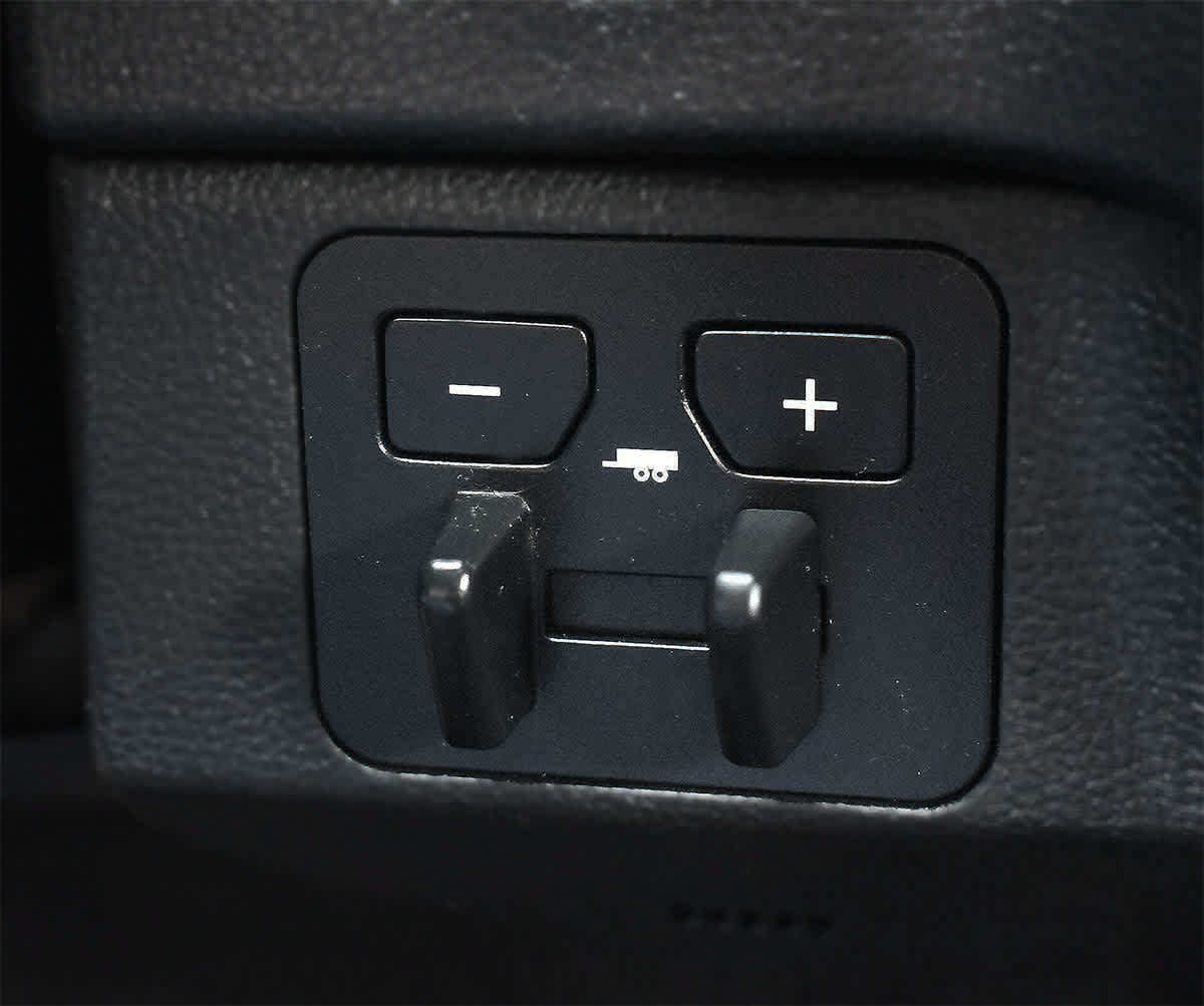 Used 2022 Toyota Tundra SR5 AWD/4WD image 26
