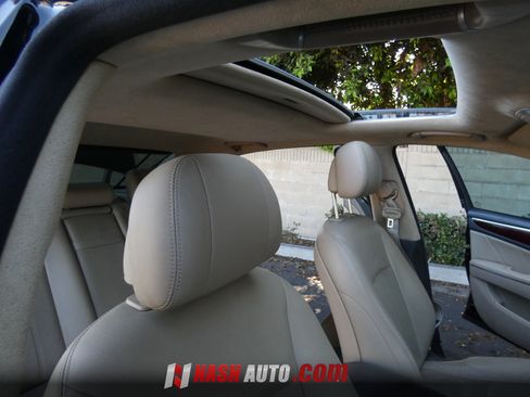 Used 2013 Hyundai Equus Signature RWD image 30