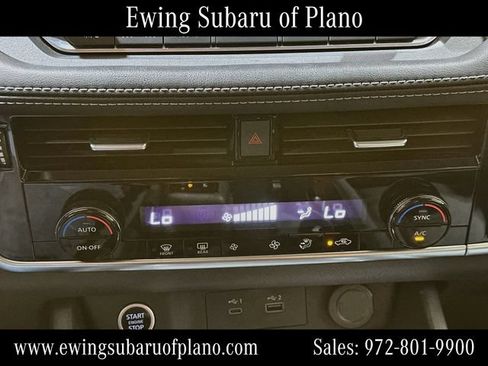 Used 2023 Nissan Rogue SV FWD image 15