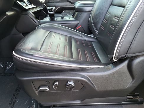 Used 2022 GMC Sierra 1500 AT4X image 27