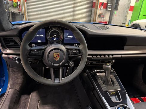 Used 2022 Porsche 911 GT3 RWD image 14