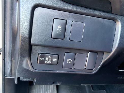 Used 2023 Toyota Tacoma SR5 w/ Technology Package AWD/4WD image 29