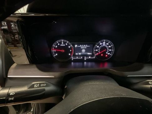Certified 2023 Kia Sorento S w/ Panoramic Sunroof Package AWD/4WD image 16