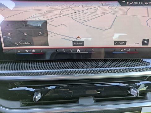 New 2026 BMW X5 M60i w/ Climate Comfort Package image 25