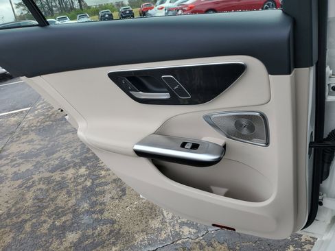 Used 2023 Mercedes-Benz C 300 C 300 image 12