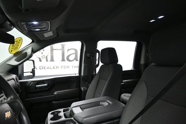 Used 2025 Chevrolet Silverado 2500 Custom w/ Custom Convenience Package AWD/4WD image 18