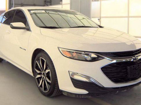 Used 2023 Chevrolet Malibu RS FWD image 4