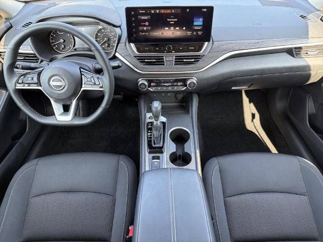 Certified 2025 Nissan Altima 2.5 SV w/ SV Premium Package FWD image 2