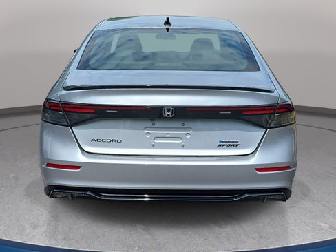 Used 2025 Honda Accord Sport image 6