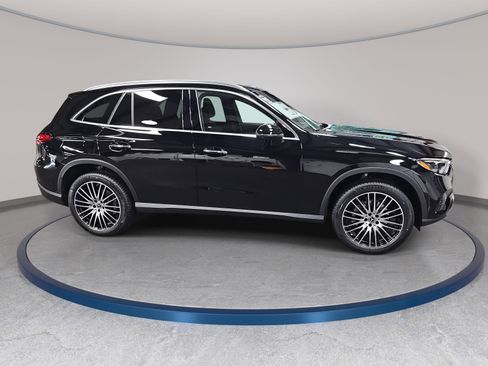 New 2026 Mercedes-Benz GLC 300 4MATIC image 4