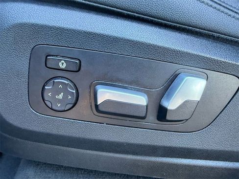 Used 2020 BMW X5 xDrive40i w/ Convenience Package image 25