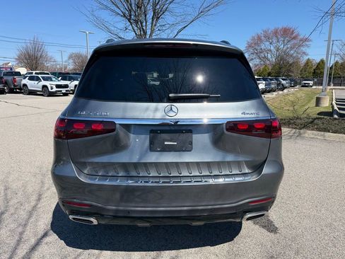 Used 2025 Mercedes-Benz GLS 580 4MATIC image 4