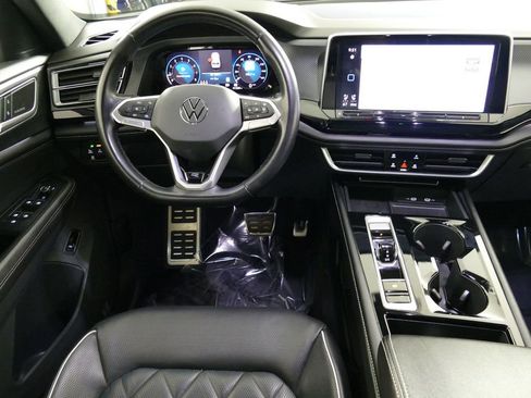 Used 2024 Volkswagen Atlas Cross Sport SEL Premium R-Line image 7