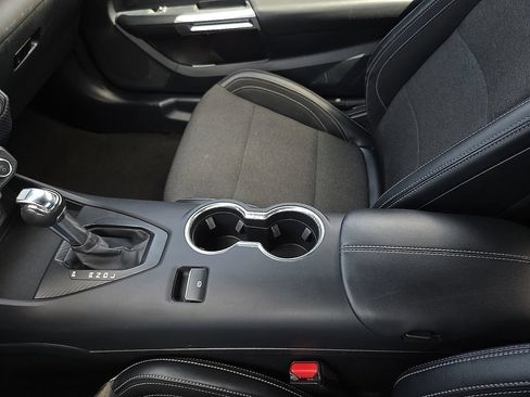 Used 2024 Ford Mustang Convertible RWD image 20
