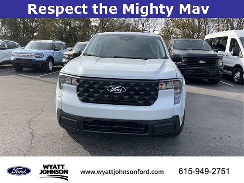 New 2025 Ford Maverick XL image 8