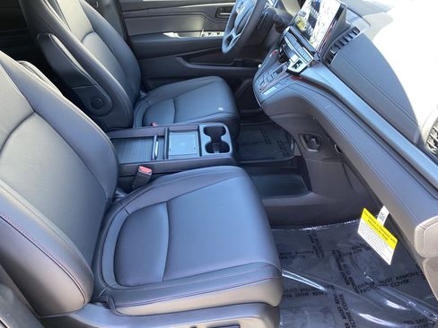 New 2026 Honda Odyssey Sport-L image 10