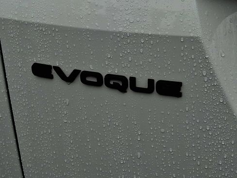 Used 2024 Land Rover Range Rover Evoque S image 28