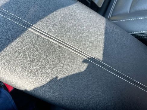 Used 2022 GMC Terrain Denali w/ LPO, Roadside Safety Package AWD/4WD image 25