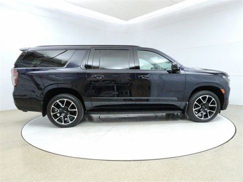 Used 2021 Chevrolet Suburban RST image 8