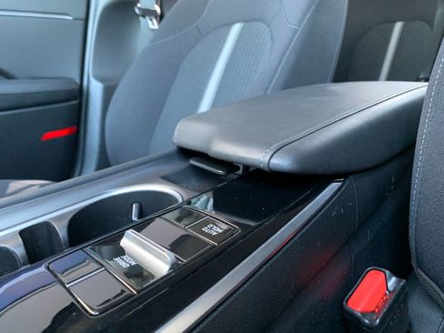 Used 2023 Hyundai Sonata SEL FWD image 23