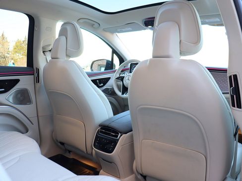 Used 2023 Mercedes-Benz EQS 450+ 4MATIC SUV w/ Exclusive Trim Package image 21