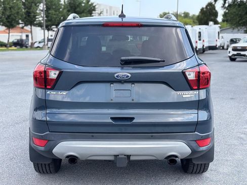 Used 2019 Ford Escape Titanium AWD/4WD image 6
