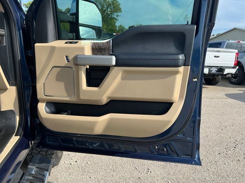 Used 2017 Ford F350 Lariat w/ Chrome Package AWD/4WD image 20