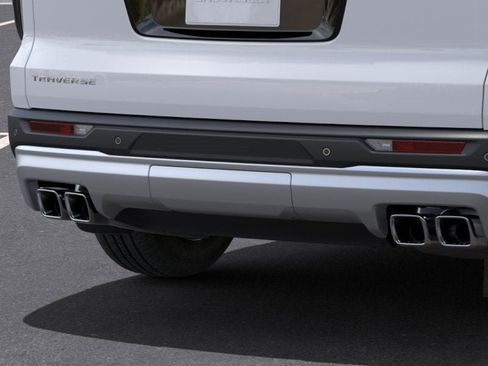 New 2025 Chevrolet Traverse LT image 14