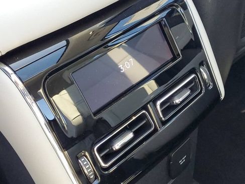 New 2025 Lincoln Aviator AWD w/ Jet Appearance Package image 34